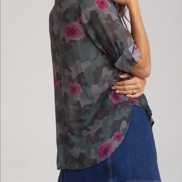 Camo and floral button down - Picture 2 of 3